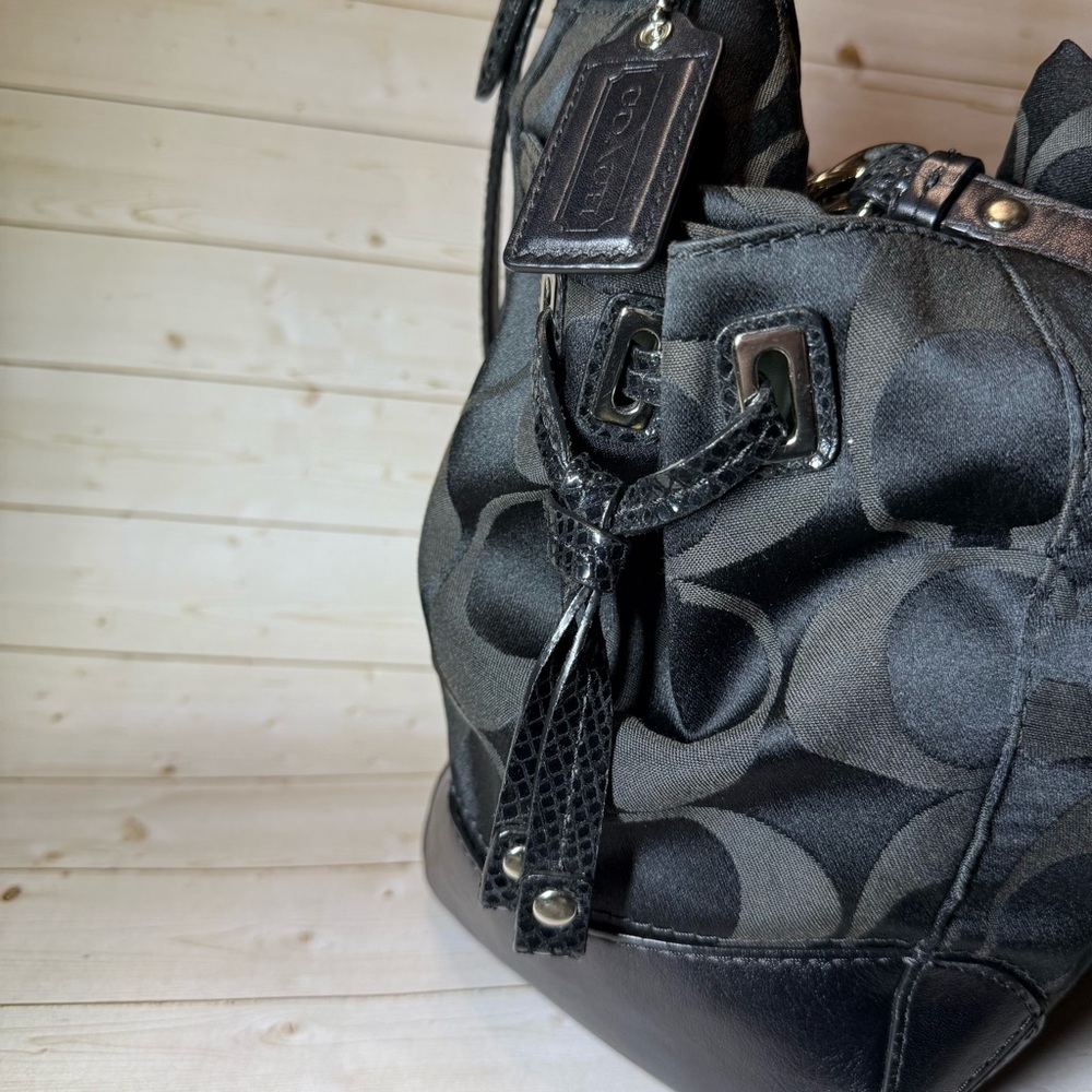 Coach Peyton Signature Black Tote Bag 14505 - Picture 3 of 9